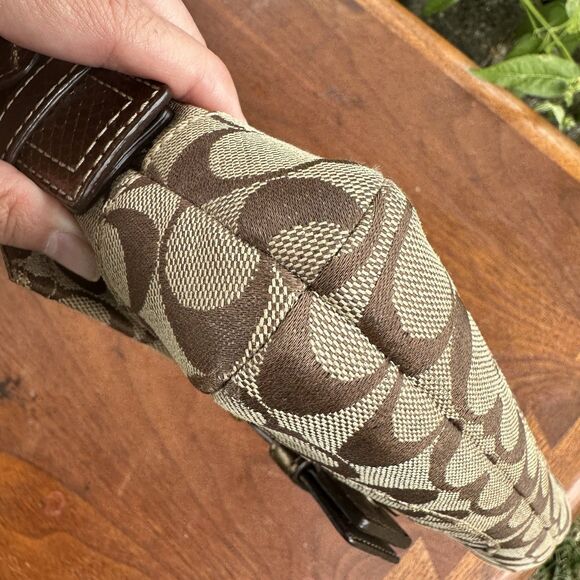 Coach Y2K Soho Signature Mini Demi Baguette Style No. 8K38 - Picture 9 of 15